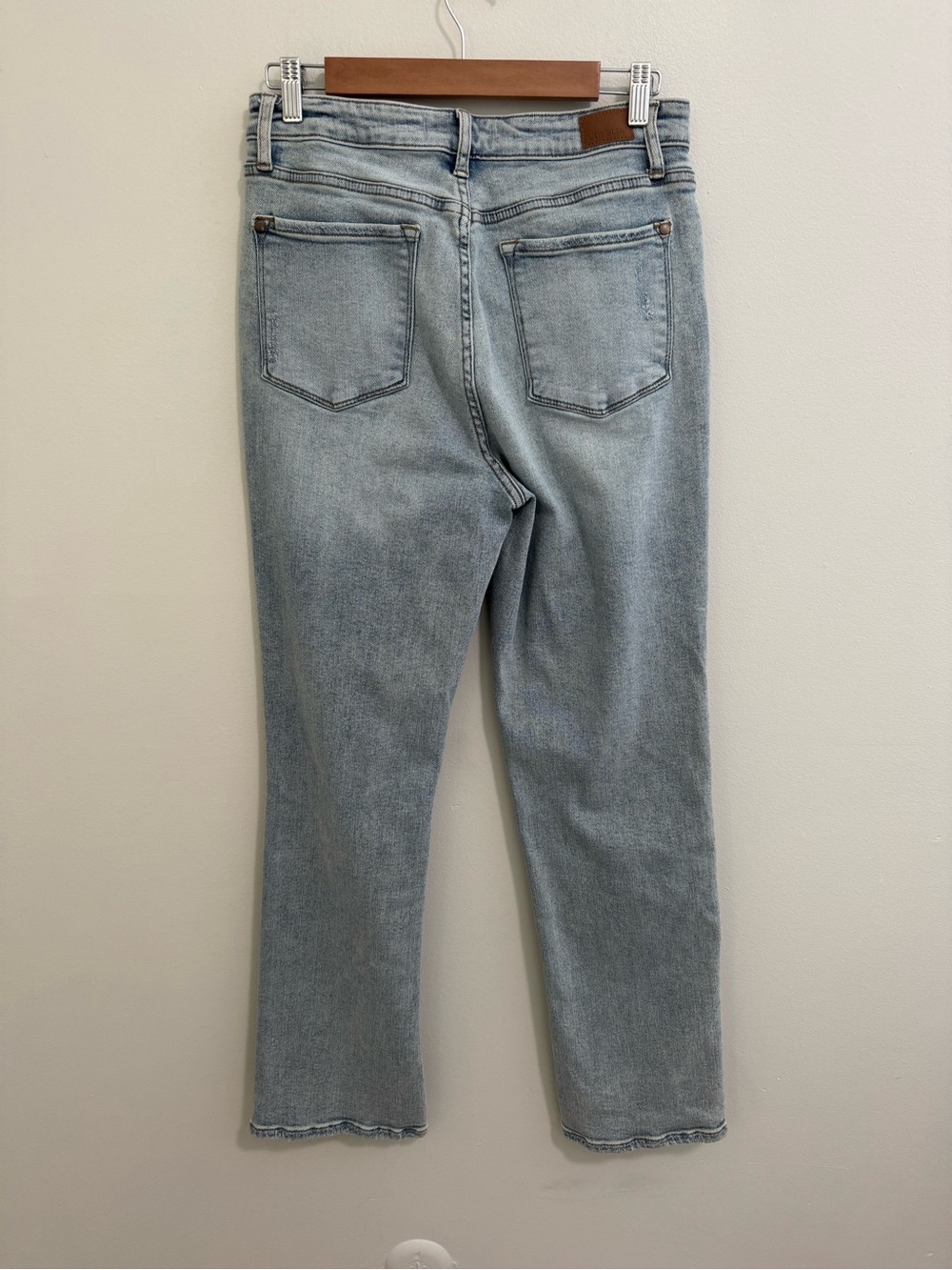Judy Blue Split Hem Straight Leg Jeans - Picture 6 of 9